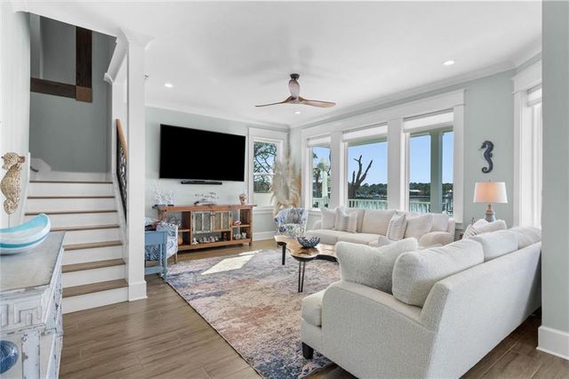 559 Lemoyne Drive, Dauphin Island, AL 36528