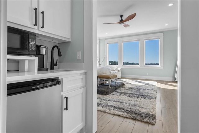 559 Lemoyne Drive, Dauphin Island, AL 36528