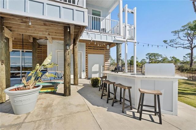 559 Lemoyne Drive, Dauphin Island, AL 36528