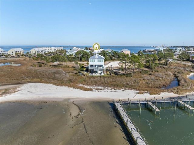 559 Lemoyne Drive, Dauphin Island, AL 36528