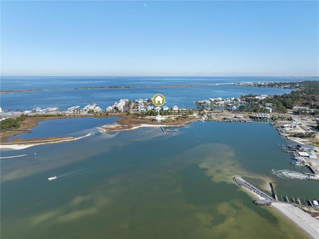 559 Lemoyne Drive, Dauphin Island, AL 36528