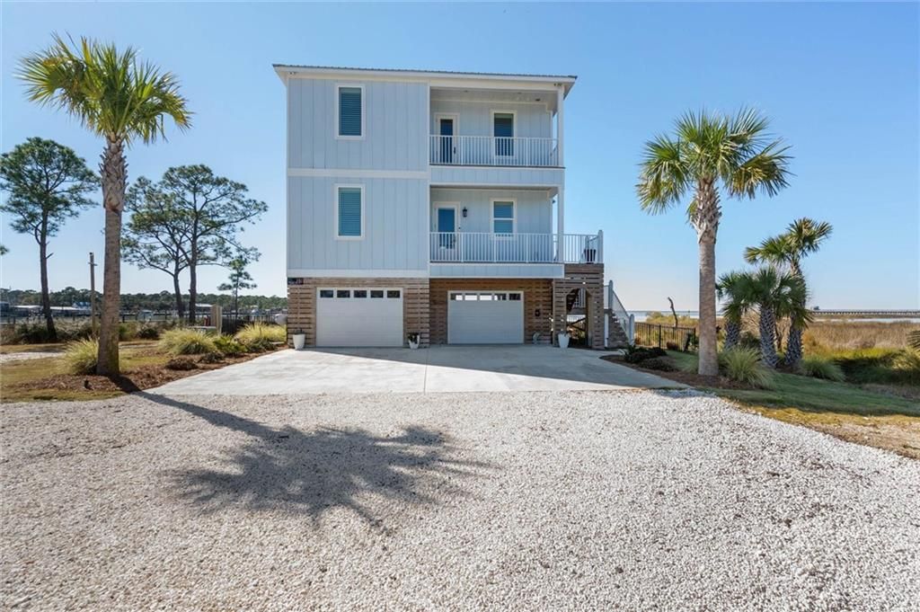 559 Lemoyne Drive, Dauphin Island, AL 36528