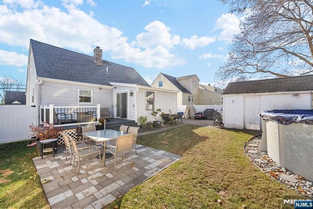 22 Runyon Road, Clifton, NJ 07013