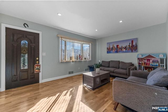 22 Runyon Road, Clifton, NJ 07013