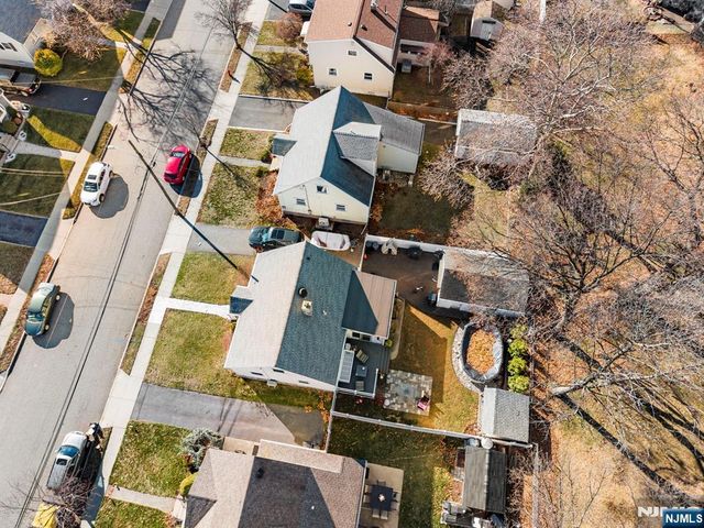 22 Runyon Road, Clifton, NJ 07013