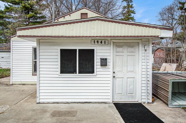 1941 Walcott Street, Saginaw, MI 48601