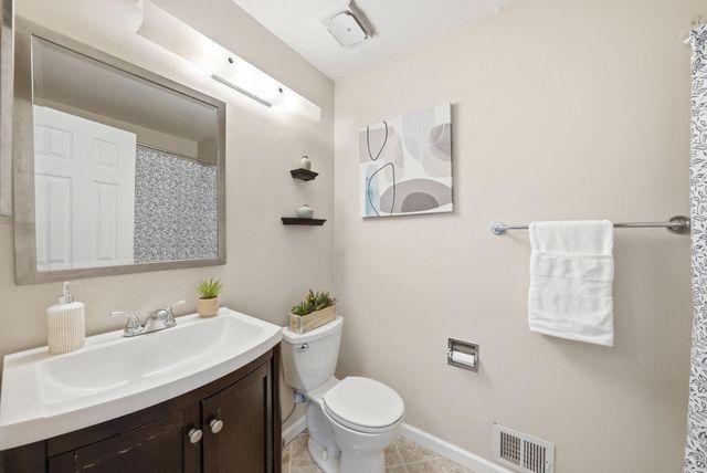 6472 BRICK HEARTH CT, Alexandria, VA 22306