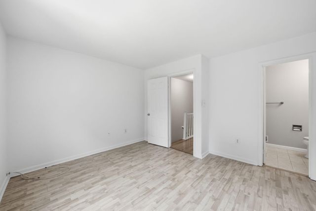 6472 BRICK HEARTH CT, Alexandria, VA 22306