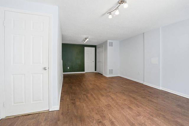 6472 BRICK HEARTH CT, Alexandria, VA 22306