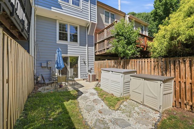 6472 BRICK HEARTH CT, Alexandria, VA 22306