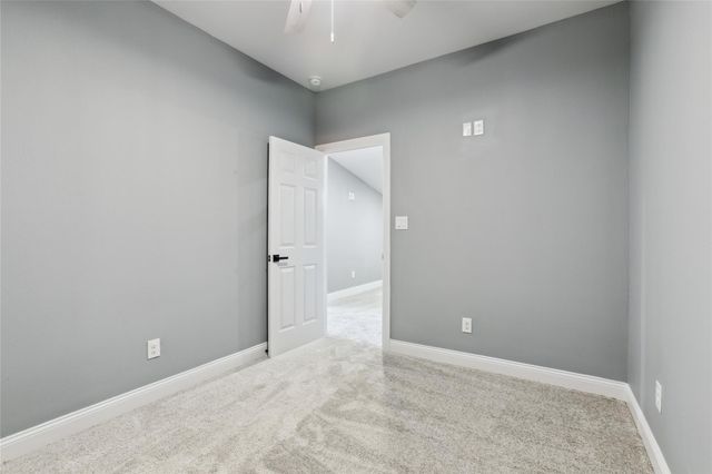 130 Creekwood TRL, Cedar Creek, TX 78612