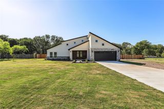 130 Creekwood TRL, Cedar Creek, TX 78612
