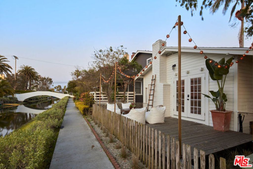 230 Sherman Canal, Venice (los Angeles), CA 90291