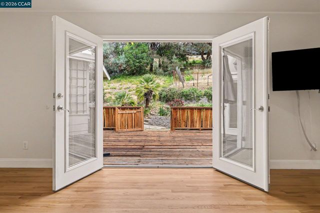 4 Dale Court, Lafayette, CA 94595