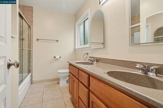 4 Dale Court, Lafayette, CA 94595