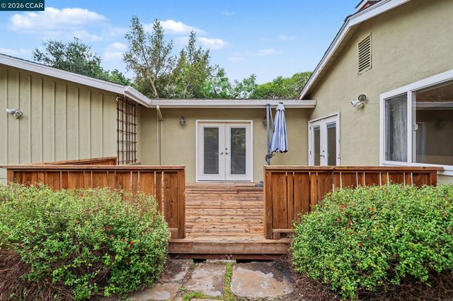 4 Dale Court, Lafayette, CA 94595