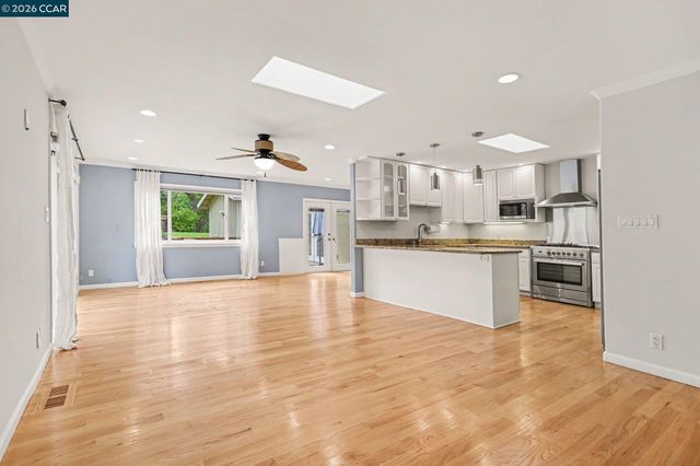 4 Dale Court, Lafayette, CA 94595