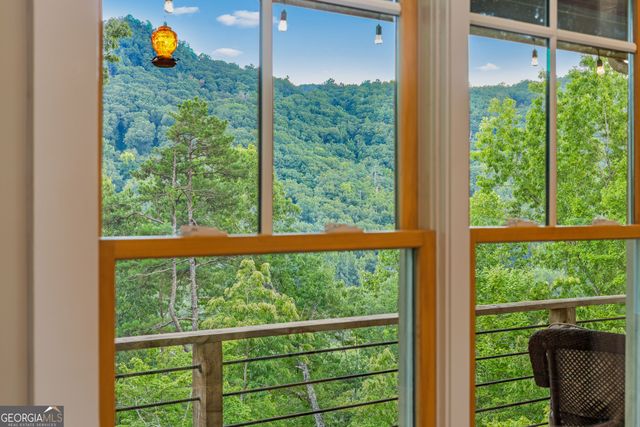 33 Jim McCrackin Road, Clayton, GA 30525