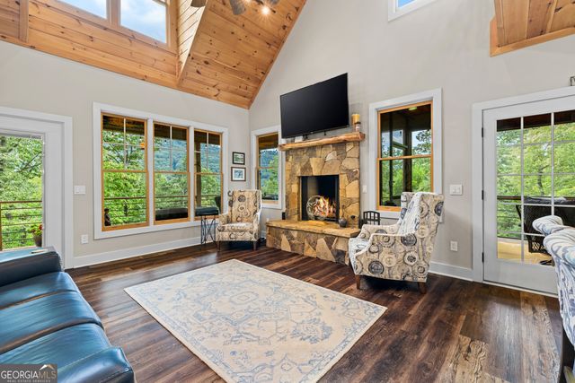 33 Jim McCrackin Road, Clayton, GA 30525