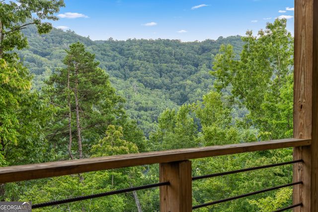 33 Jim McCrackin Road, Clayton, GA 30525