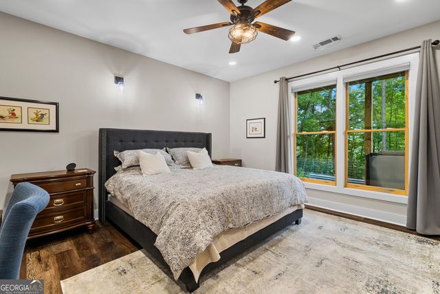 33 Jim McCrackin Road, Clayton, GA 30525