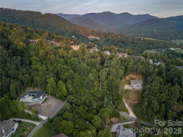 70 Hawtree Court, Weaverville, NC 28787