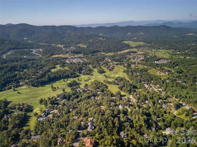 70 Hawtree Court, Weaverville, NC 28787