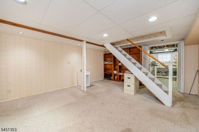 14 Brook Ct, Summit City, NJ 07901