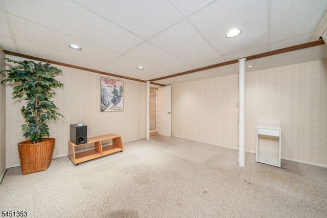 14 Brook Ct, Summit City, NJ 07901