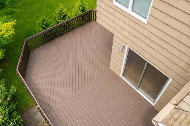 14 Brook Ct, Summit City, NJ 07901