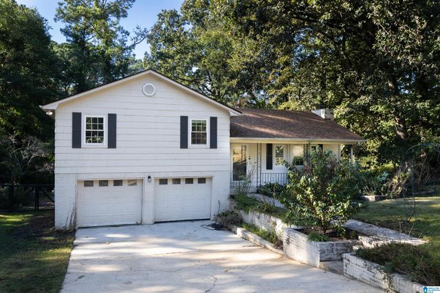 1026 KINGS FOREST DRIVE, Leeds, AL 35094