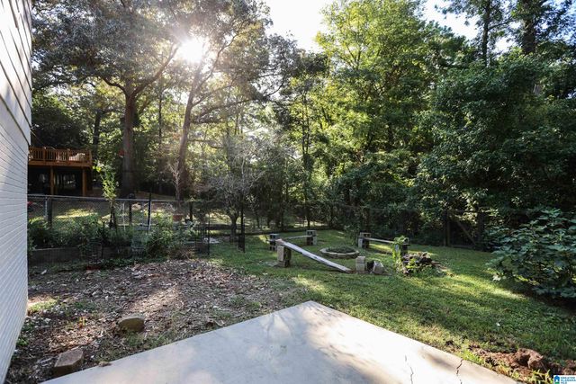 1026 KINGS FOREST DRIVE, Leeds, AL 35094