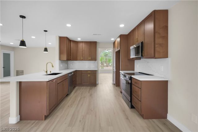 3150 South Tenaya Way, Las Vegas, NV 89117