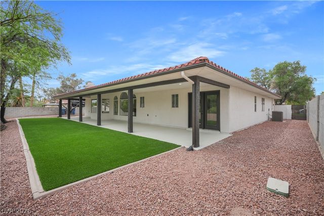 3150 South Tenaya Way, Las Vegas, NV 89117