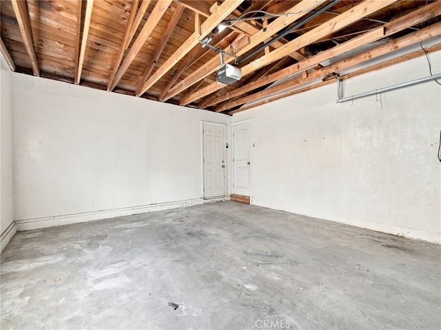 11137 Parr Avenue, Sunland, CA 91040