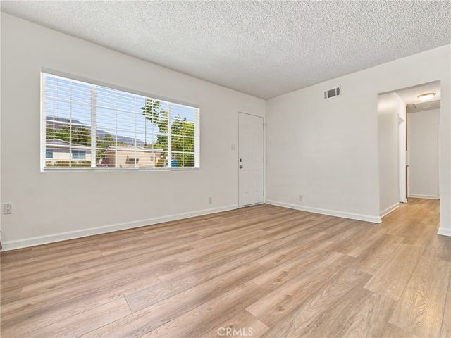 11137 Parr Avenue, Sunland, CA 91040
