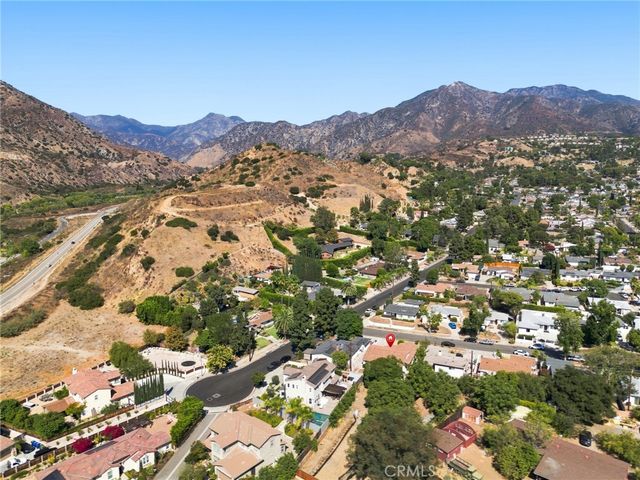 11137 Parr Avenue, Sunland, CA 91040
