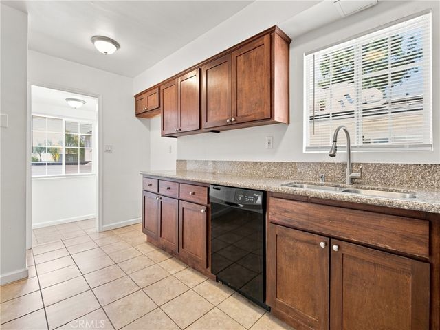 11137 Parr Avenue, Sunland, CA 91040