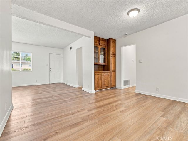 11137 Parr Avenue, Sunland, CA 91040