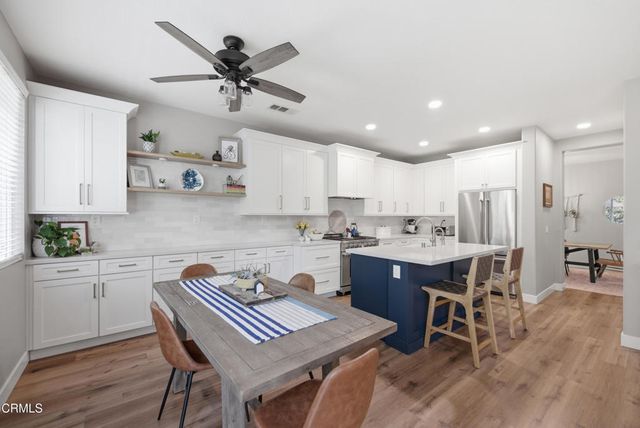 660 Clearwater Creek Drive, Thousand Oaks, CA 91320