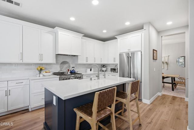 660 Clearwater Creek Drive, Thousand Oaks, CA 91320