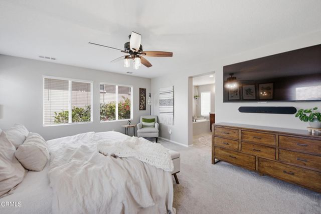 660 Clearwater Creek Drive, Thousand Oaks, CA 91320