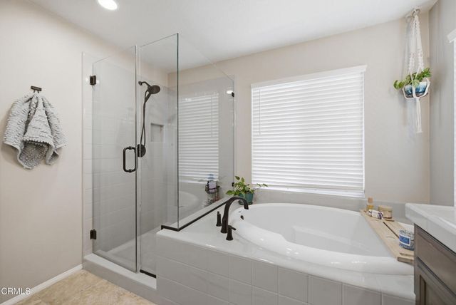 660 Clearwater Creek Drive, Thousand Oaks, CA 91320