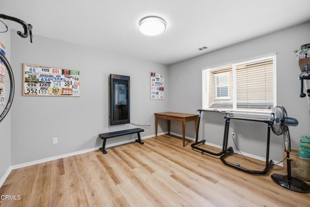 660 Clearwater Creek Drive, Thousand Oaks, CA 91320