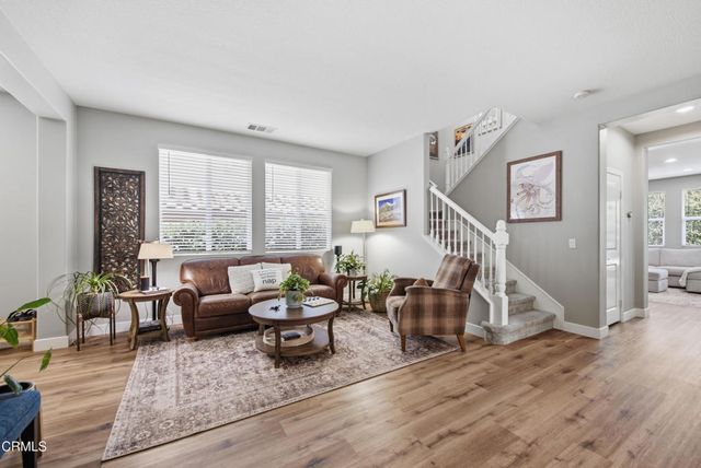 660 Clearwater Creek Drive, Thousand Oaks, CA 91320