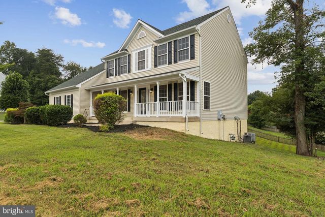 4101 MOSSY BANK LN, Fredericksburg, VA 22408