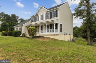 4101 MOSSY BANK LN, Fredericksburg, VA 22408