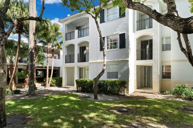 3225 NE 184th St 10205, Aventura, FL 33160