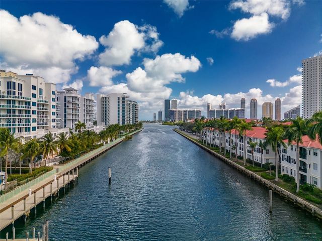 3225 NE 184th St 10205, Aventura, FL 33160
