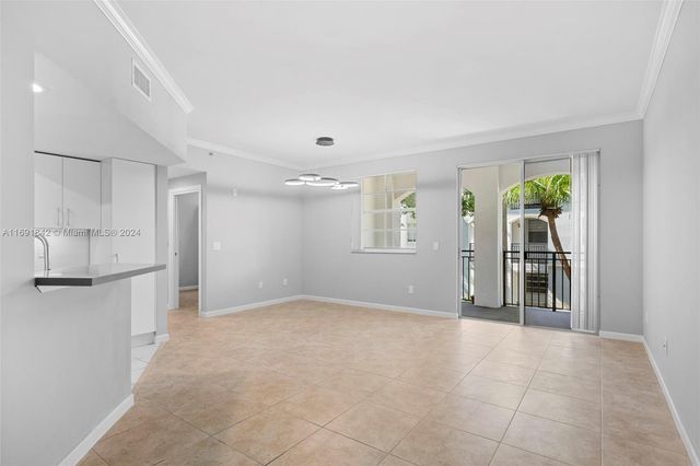 3225 NE 184th St 10205, Aventura, FL 33160